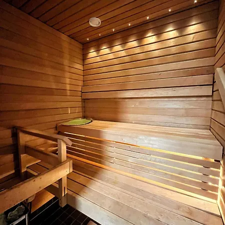 Modern One Bedroom With Sauna Lejlighed *